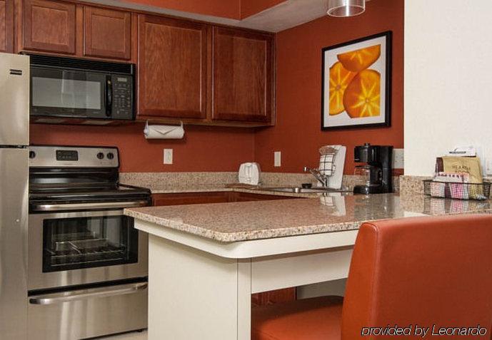 Residence Inn By Marriott Charlotte Piper Glen Extérieur photo